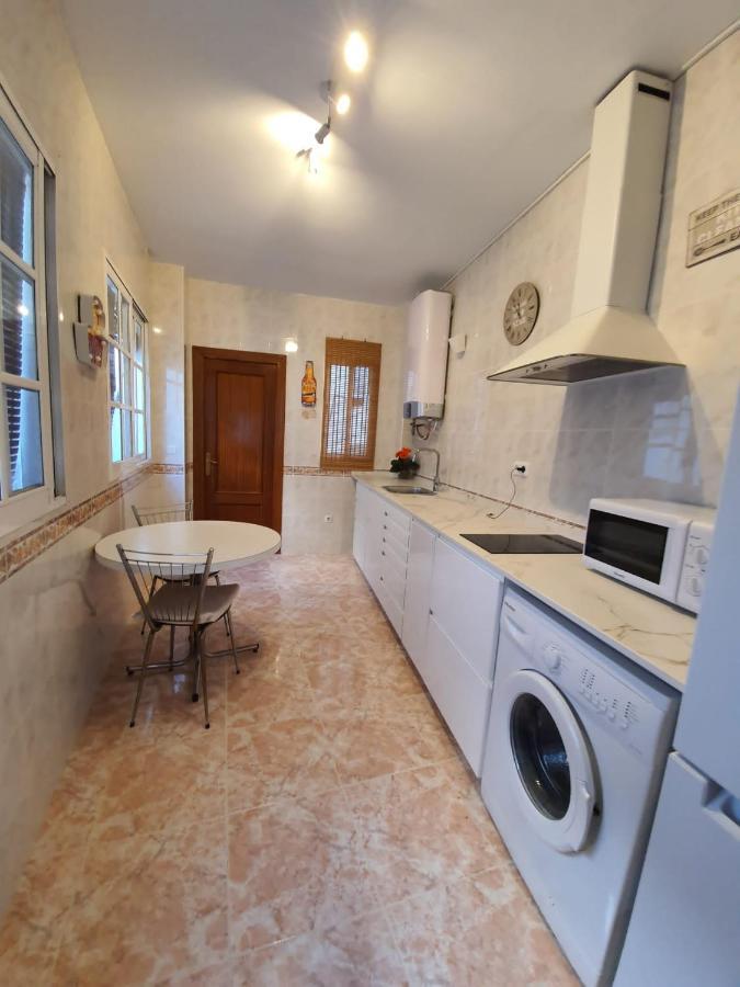 Apartamento Ollerias Малага Екстер'єр фото