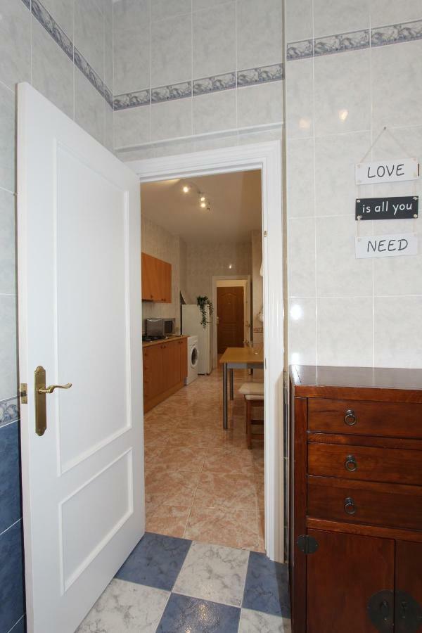 Apartamento Ollerias Малага Екстер'єр фото