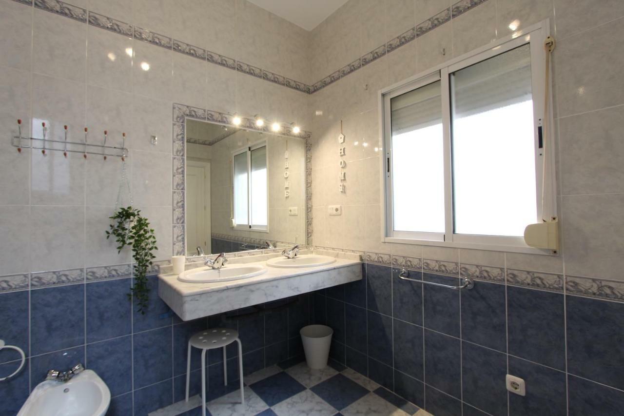 Apartamento Ollerias Малага Екстер'єр фото