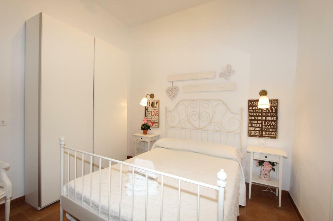 Apartamento Ollerias Малага Екстер'єр фото