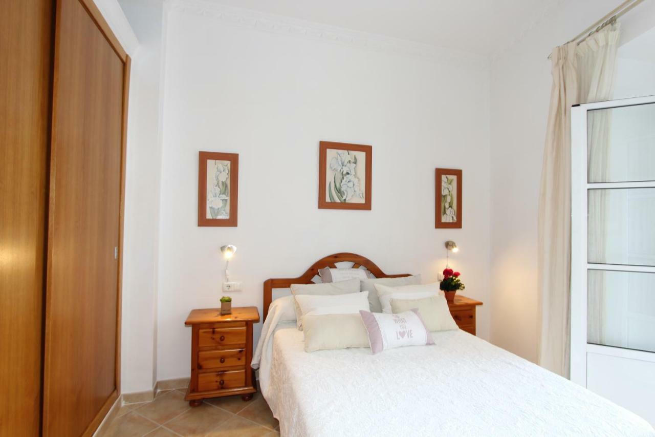 Apartamento Ollerias Малага Екстер'єр фото