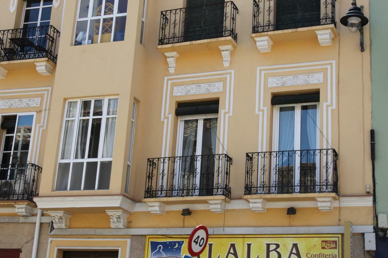 Apartamento Ollerias Малага Номер фото